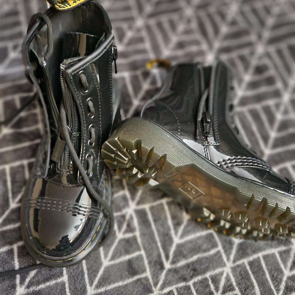 Dr. Martens Shiny Black Kids Boots